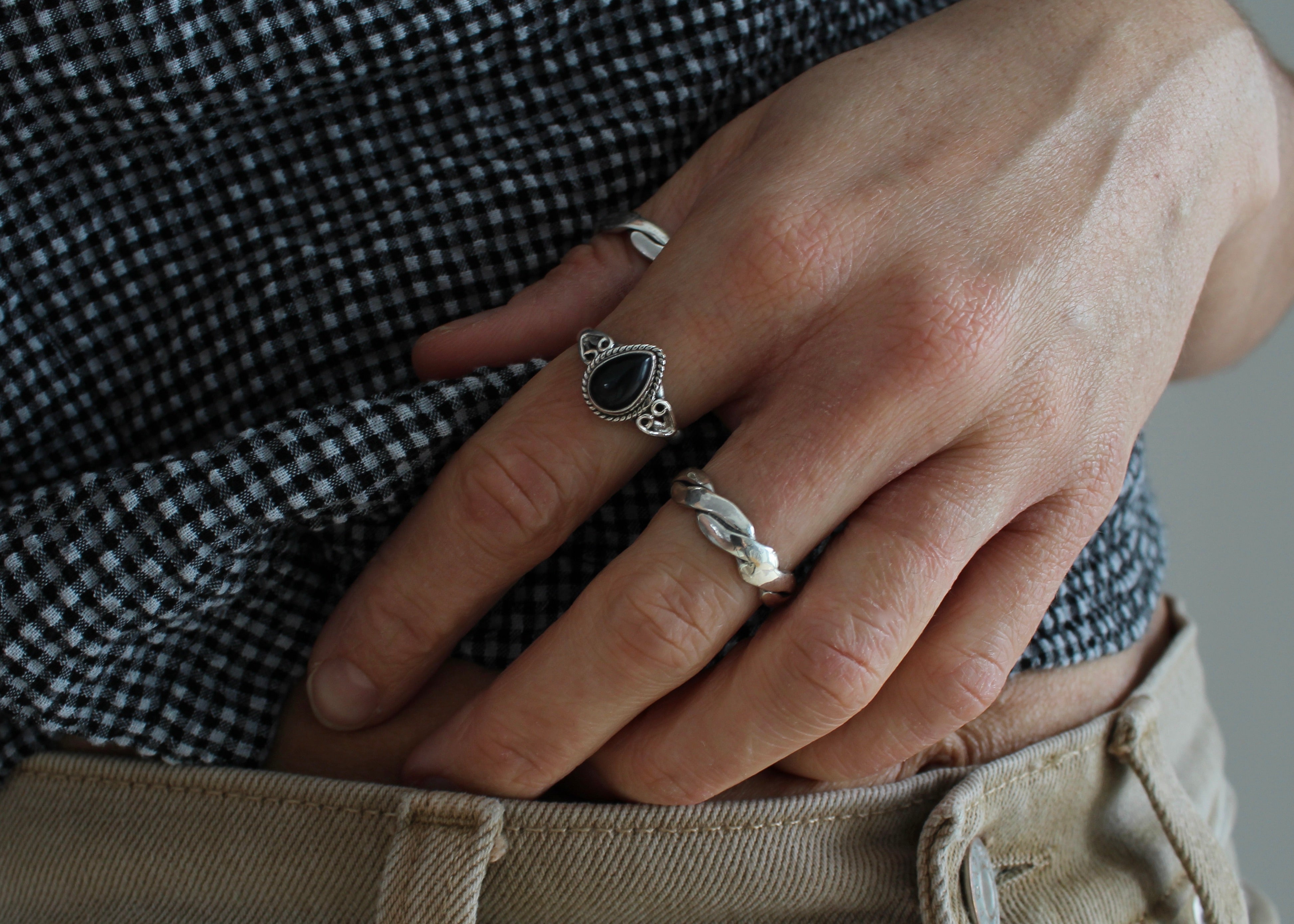 FORCE, bague argent sterling et pierre semi-précieuse, ONYX.