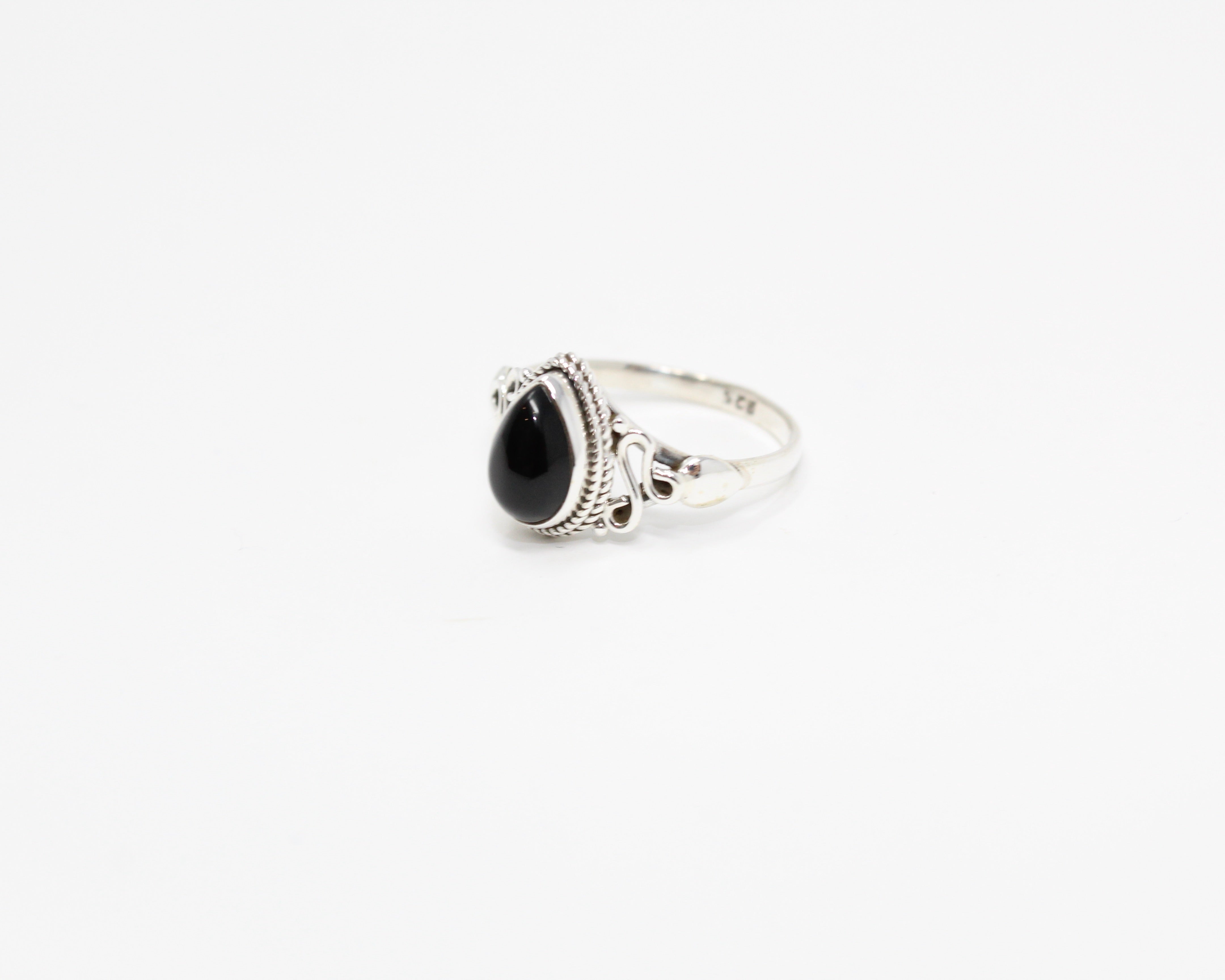 LOYAL, bague argent sterling & pierre semi-précieuse, ONYX.