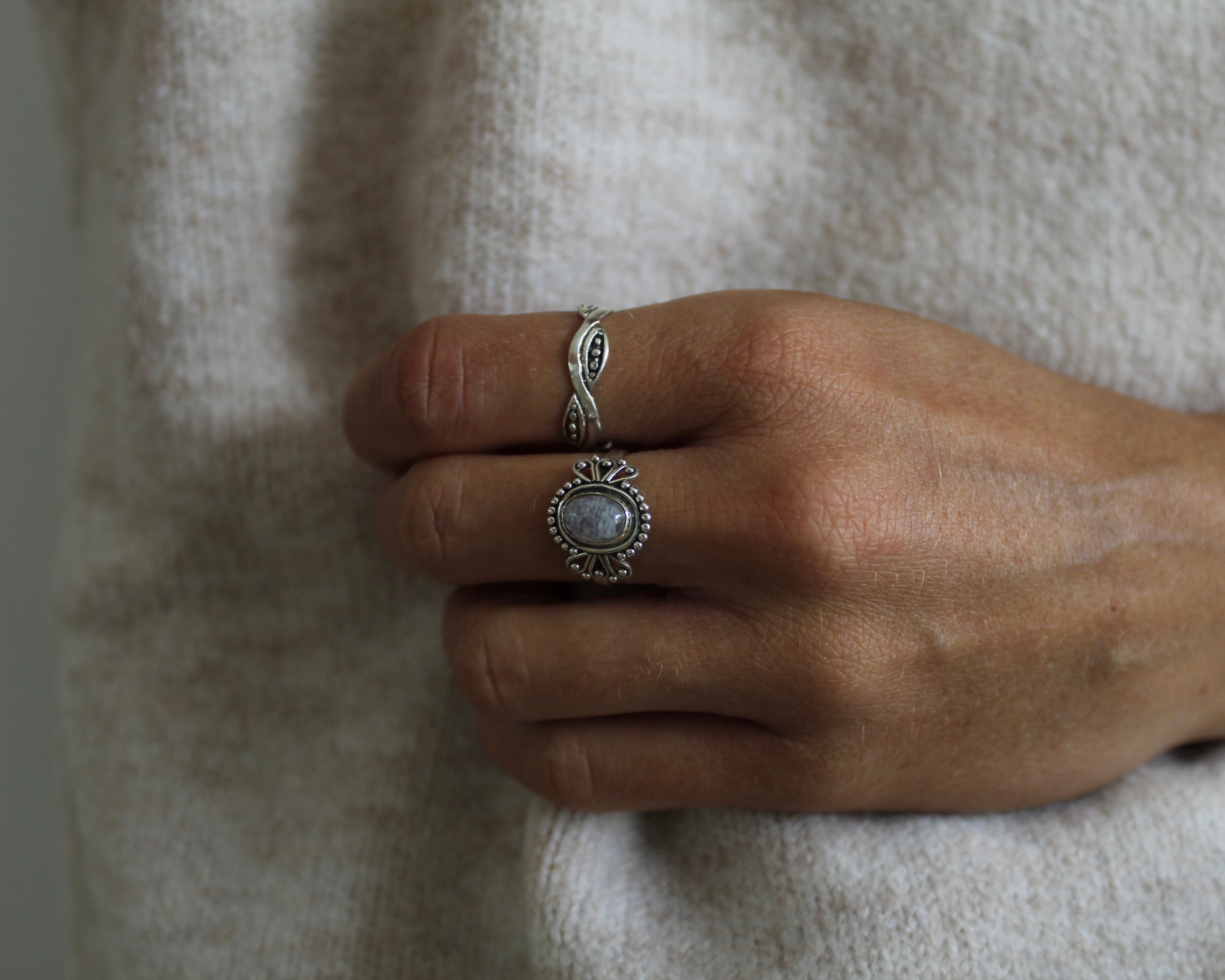 TENDRESSE, bague argent sterling, pierre semi-précieuse, pierre de lune.