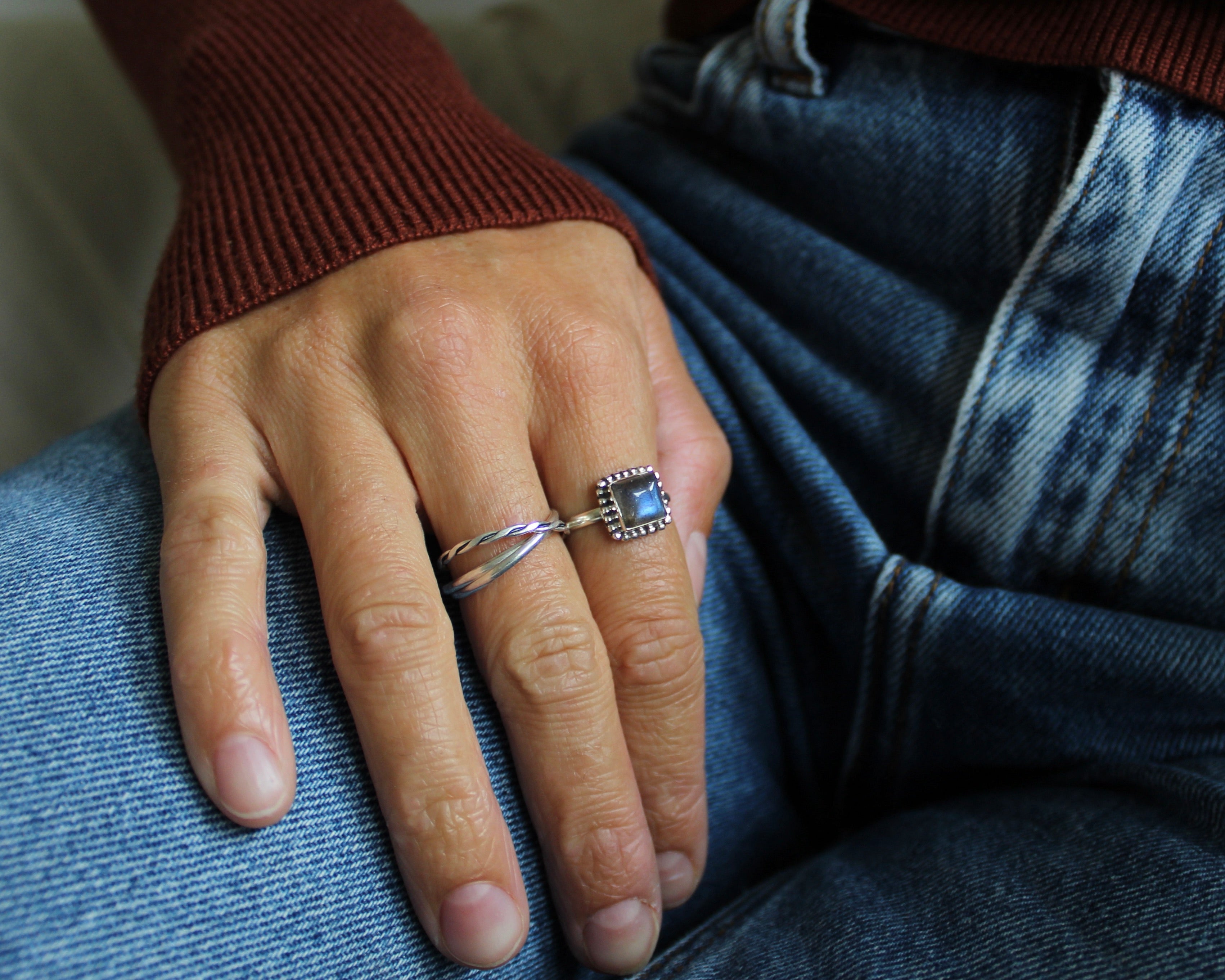 SAGESSE, argent sterling et pierre semi-précieuse, LABRADORITE.