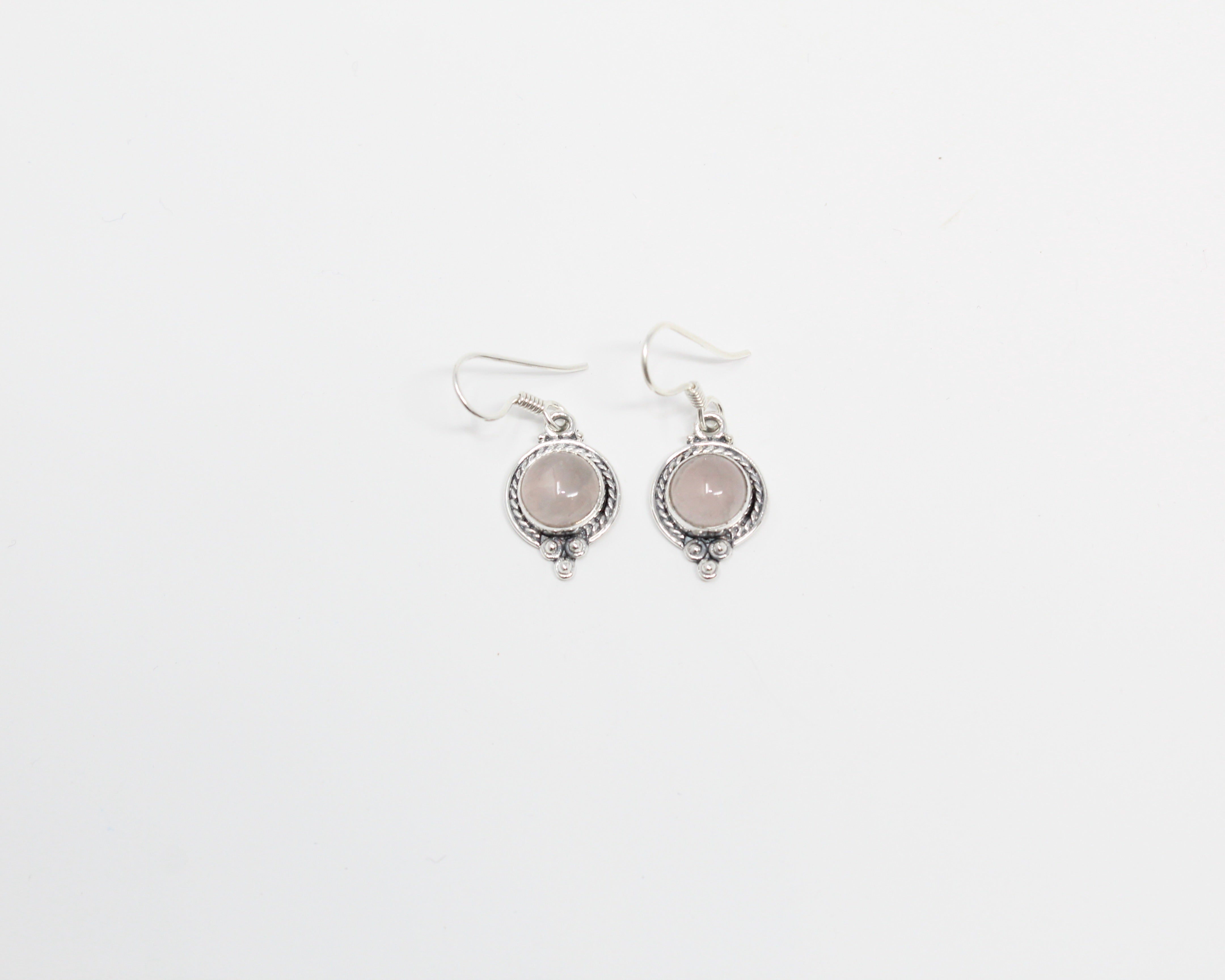 THAMA, boucle d'oreille argent sterling et pierre semi-précieuse, QUARTZ ROSE.