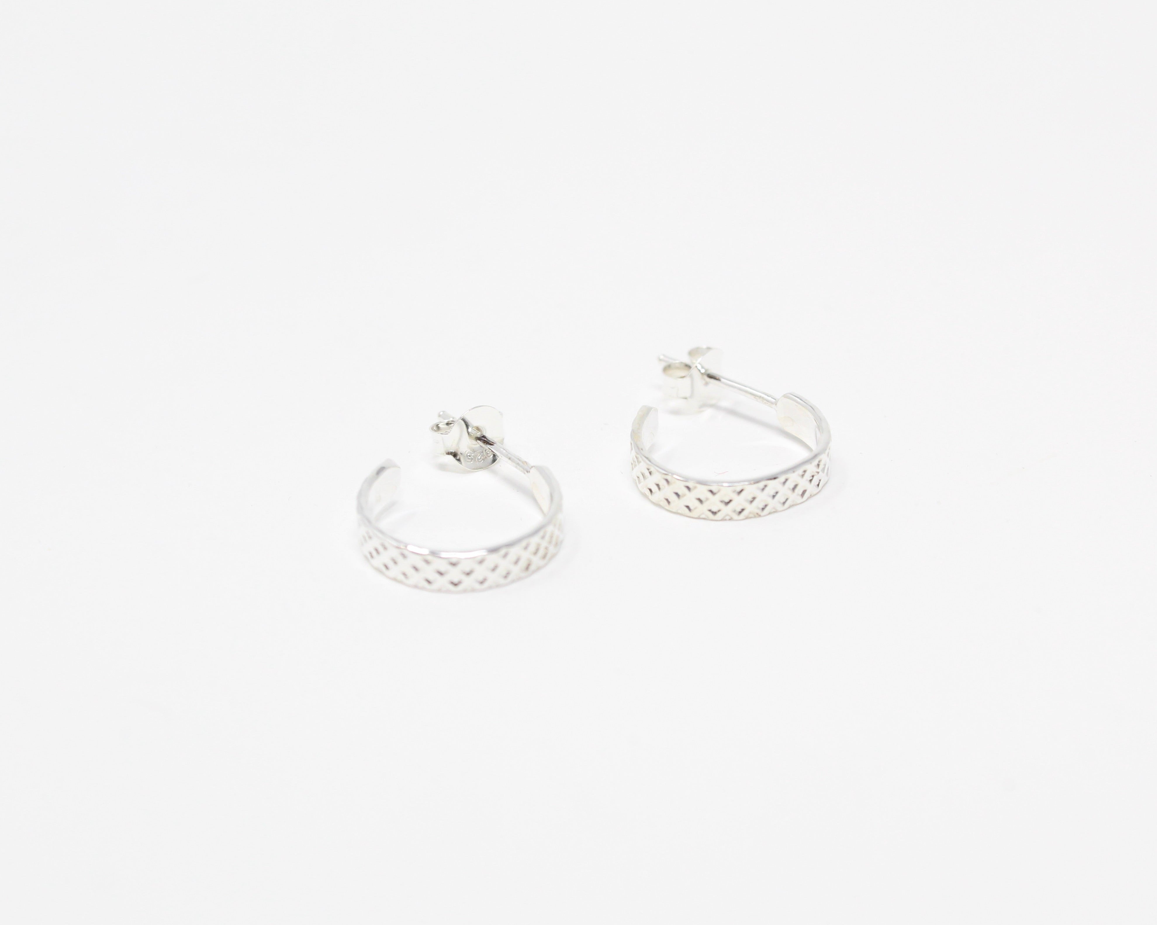 INFINI, boucle d'oreille argent sterling.