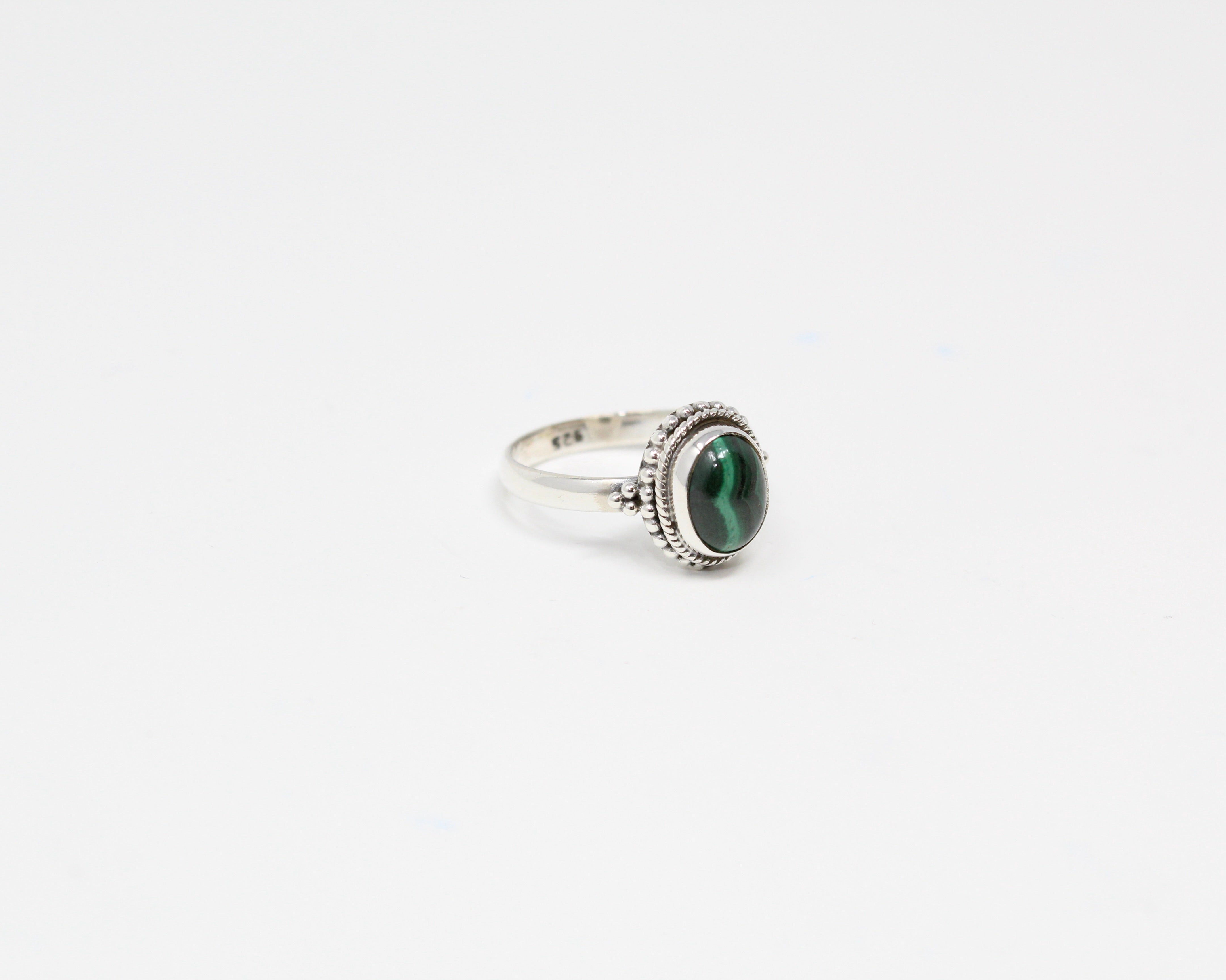 STABILITÉ, bague argent sterling et pierre semi-précieuse, MALACHITE.