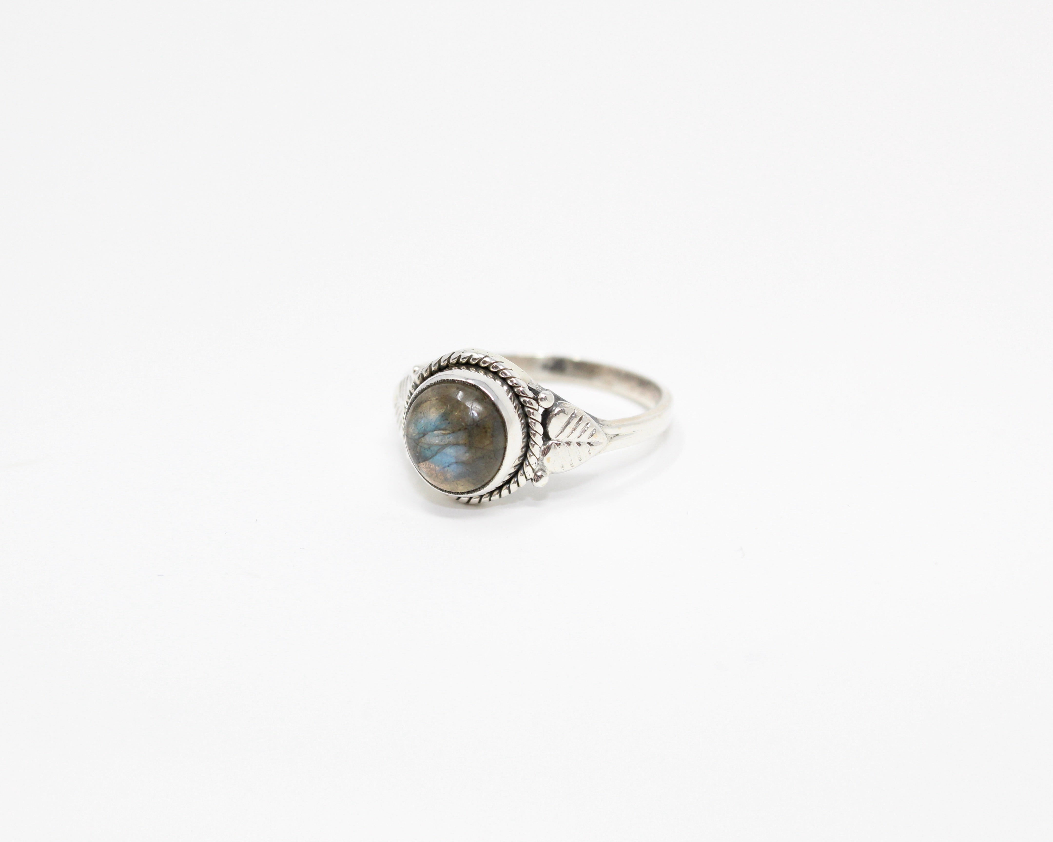 JOIE, bague argent sterling et pierre semi-précieuse, LABRADORITE.