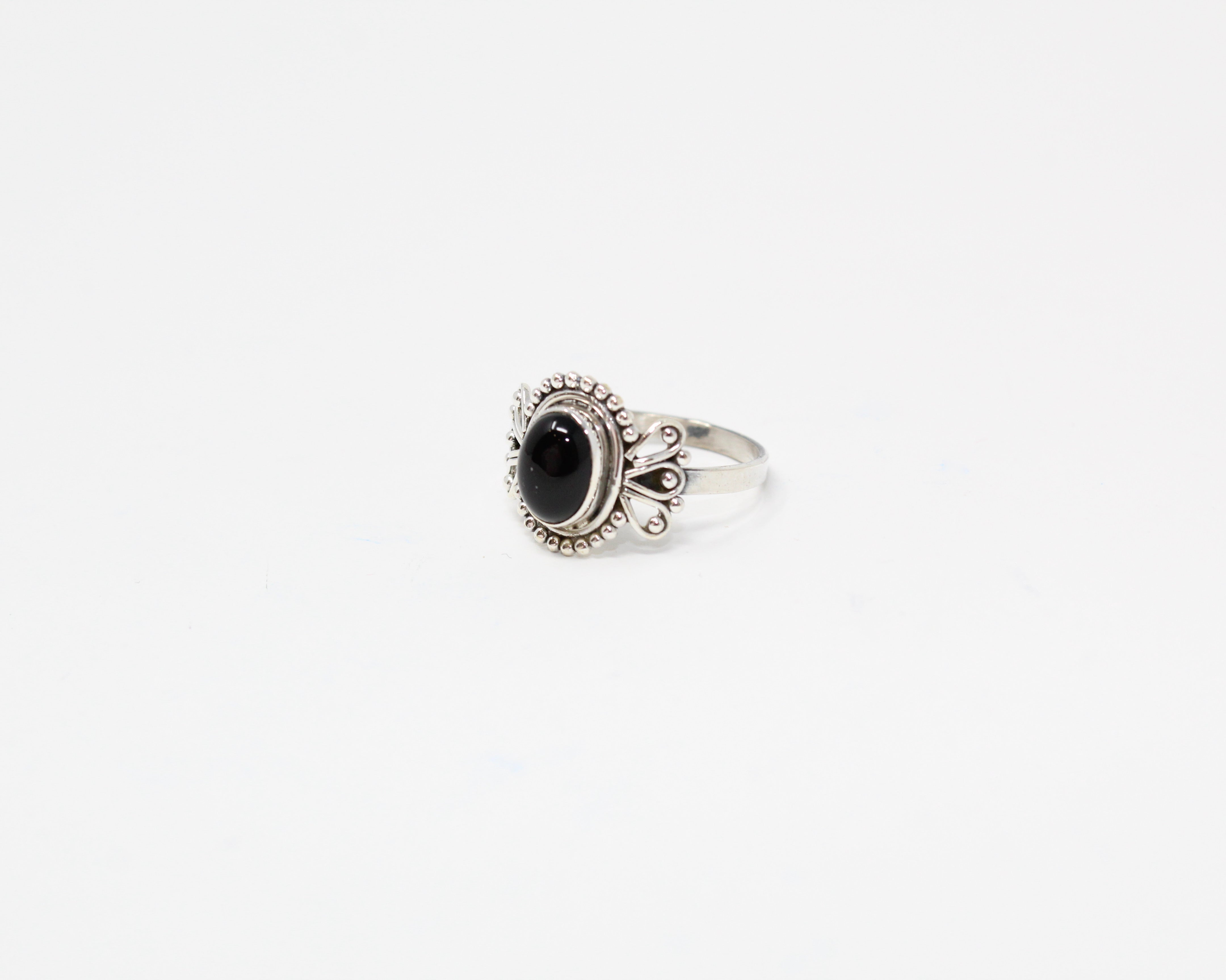 TENDRESSE, bague argent sterling, pierre semi-précieuse, onyx.