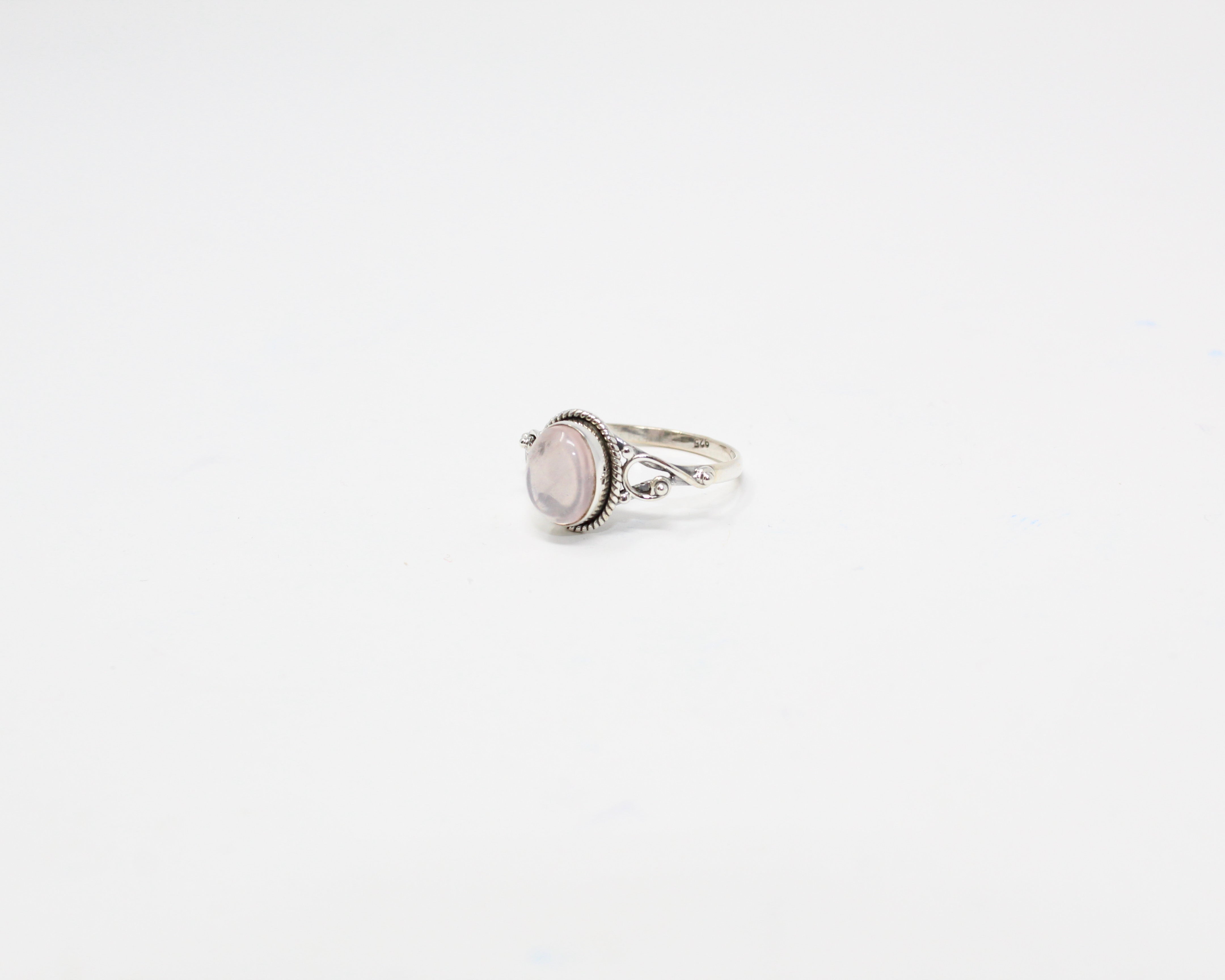 HARMONIE, bague argent sterling, pierre semi-précieuse, quartz rose.