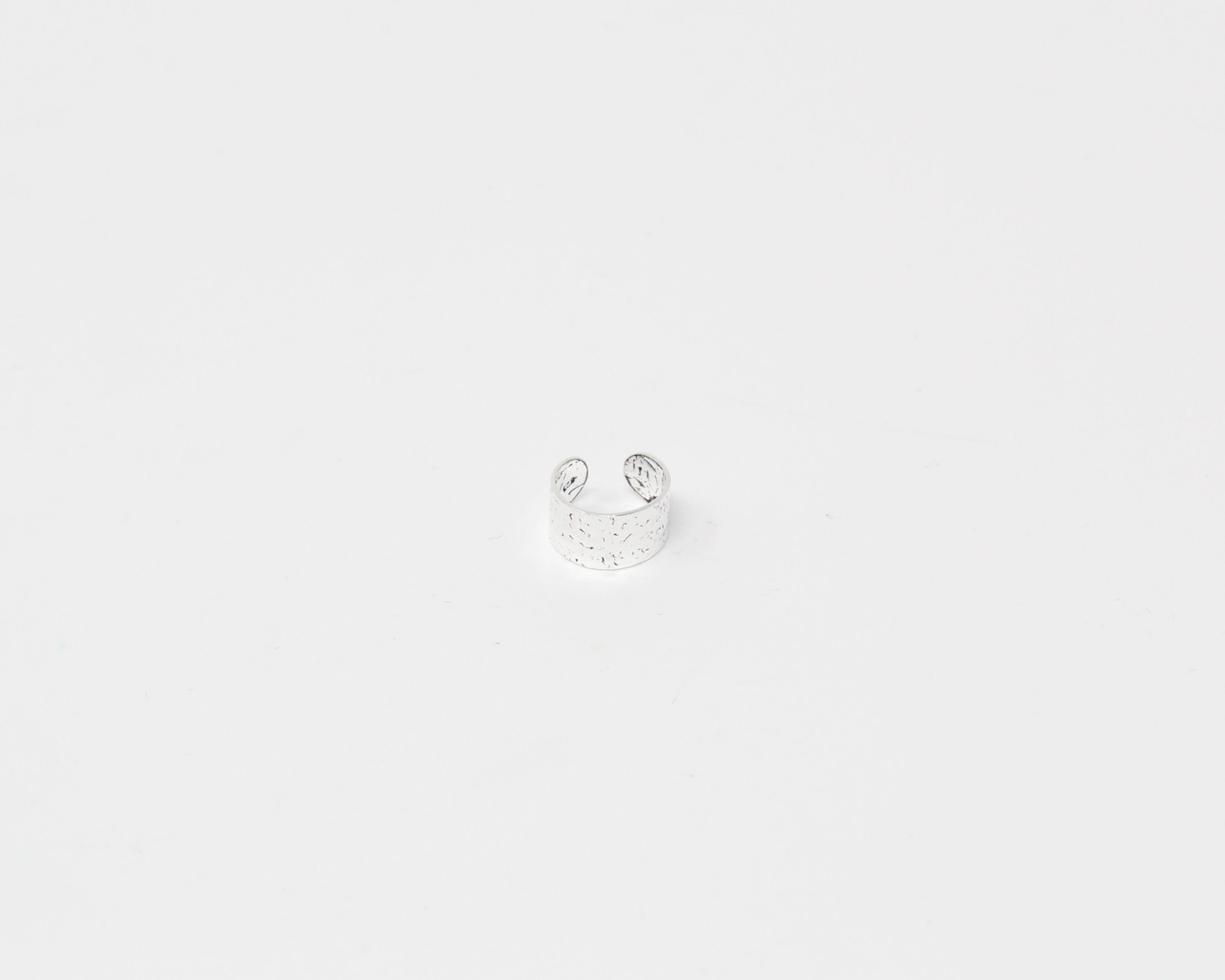 FUTURA, manchette d'oreille en argent sterling. Ear cuff