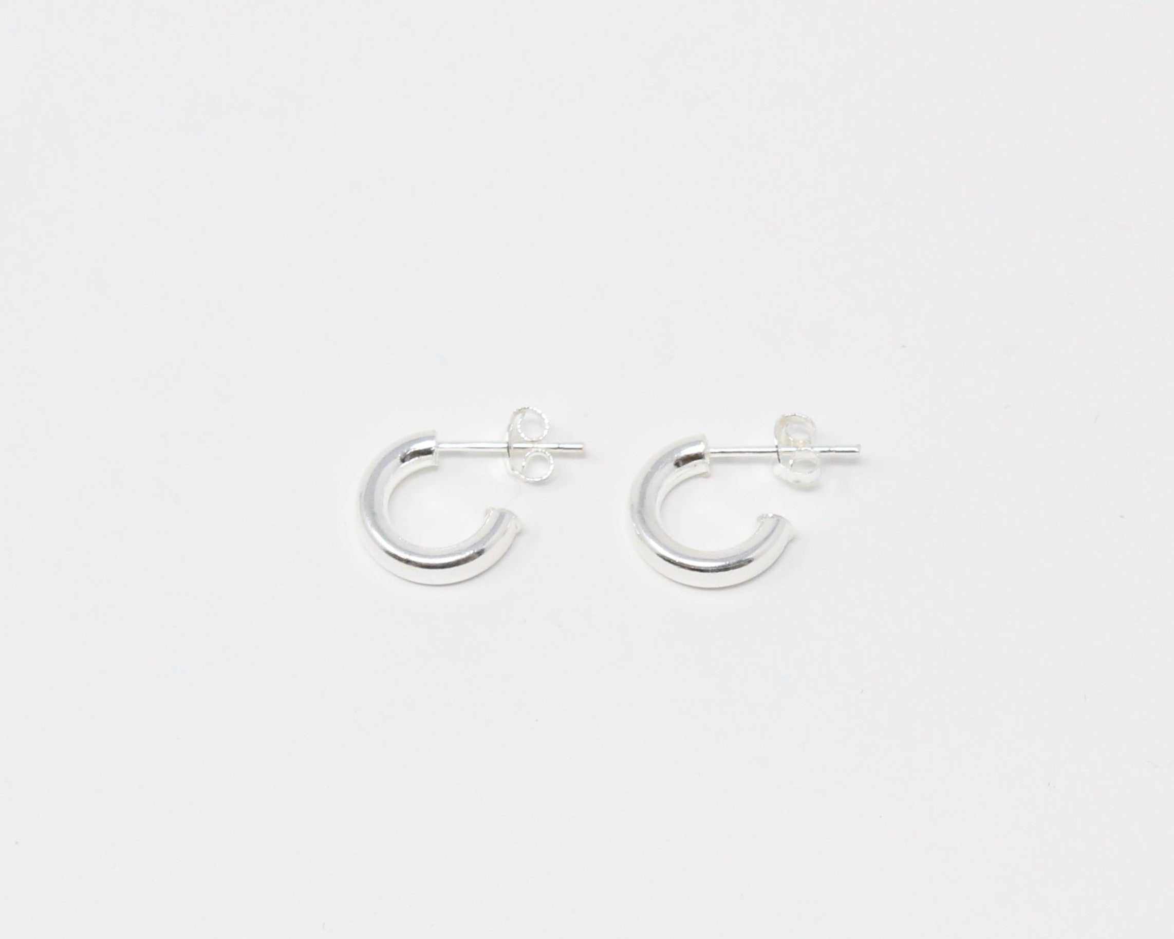 AVY, boucle d'oreille argent sterling.